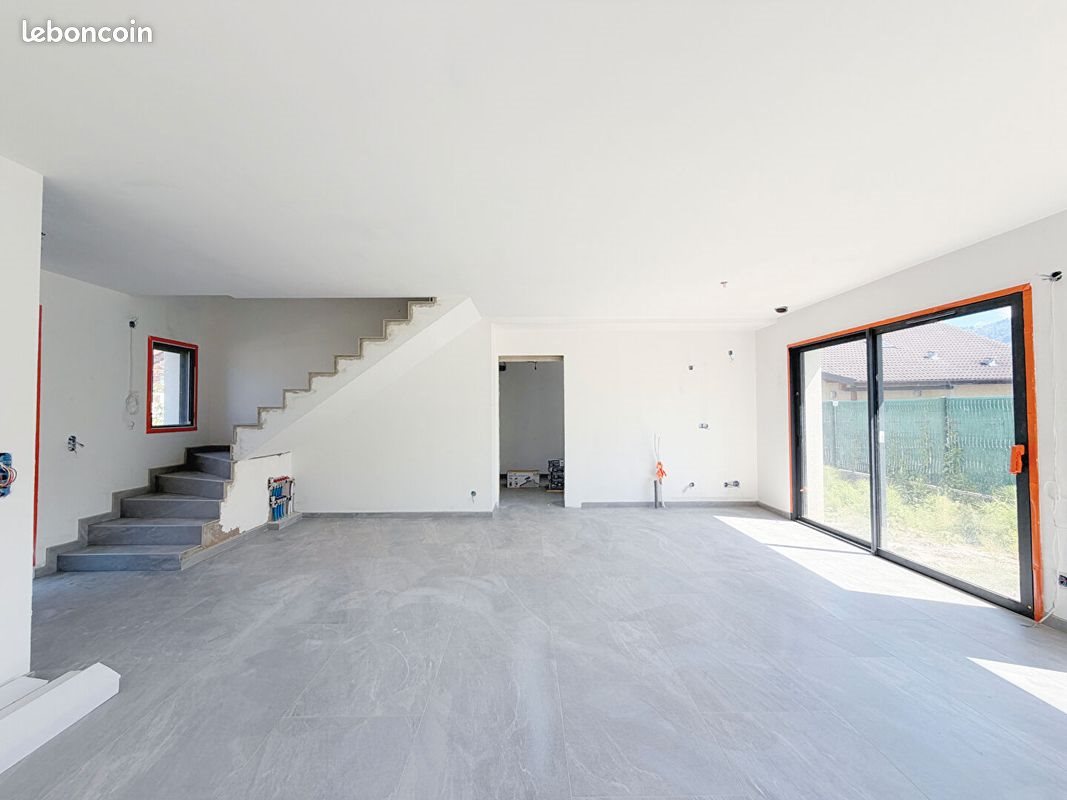 Maison à vendre, 98m², Scionzier