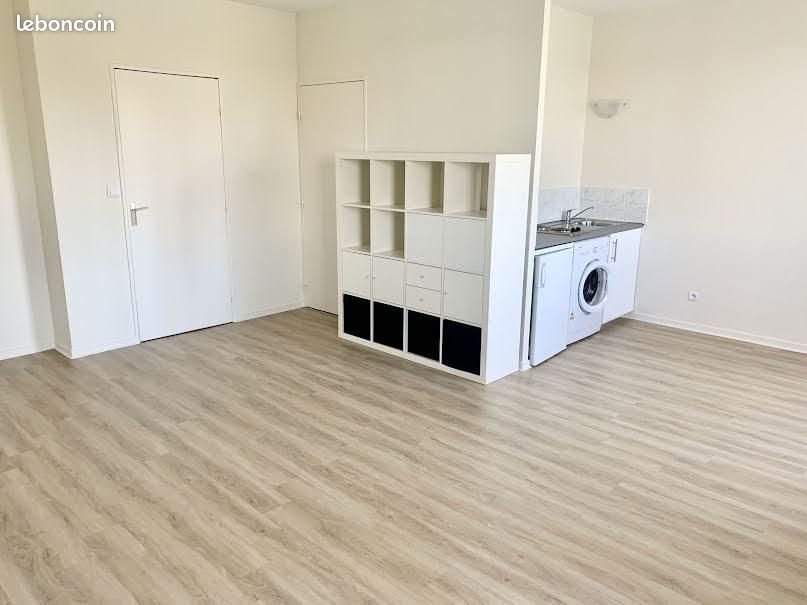Appartement à louer, 35m², Issy-les-Moulineaux