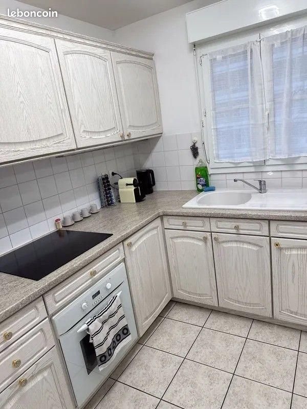 Appartement à louer, 45m², Courbevoie