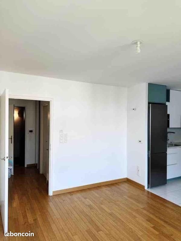 Appartement à louer, 43m², Issy-les-Moulineaux