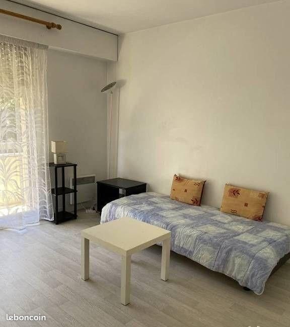 Appartement à louer, 24m², Clamart