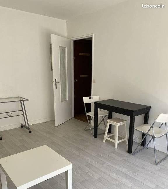 Appartement à louer, 24m², Clamart