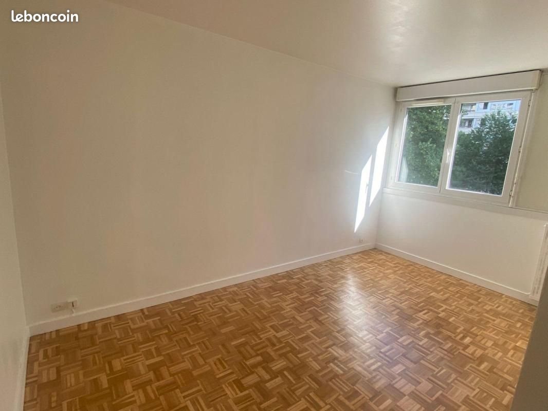 Appartement à louer, 64m², Courbevoie
