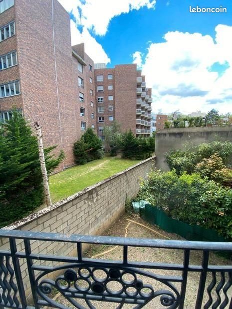 Appartement à louer, 28m², Issy-les-Moulineaux