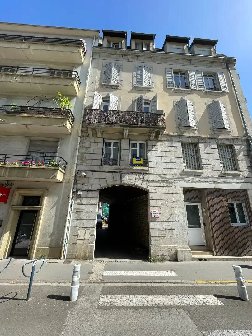 Appartement à louer, 66m², Lons-le-Saunier