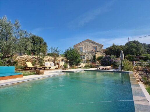 Maison 429 m² · à Bagnols-sur-Cèze · 429 m² · 1 300 000 €
