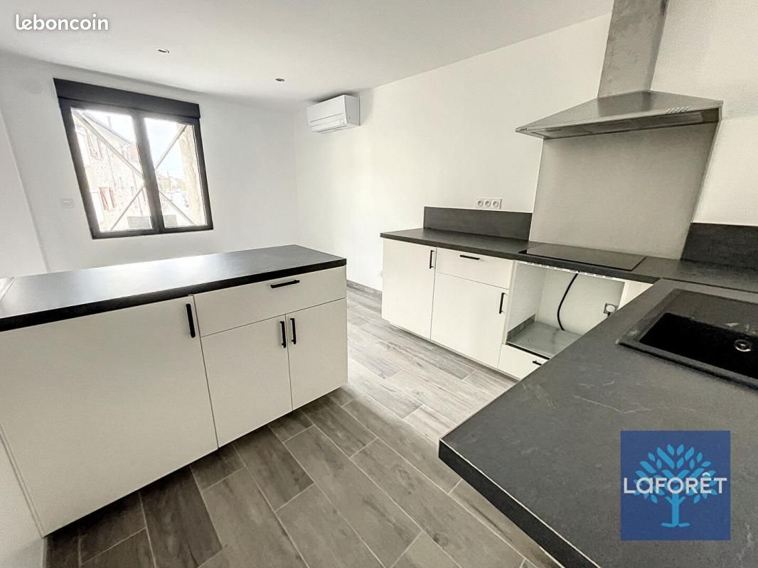 Maison à louer, 81m², Egly