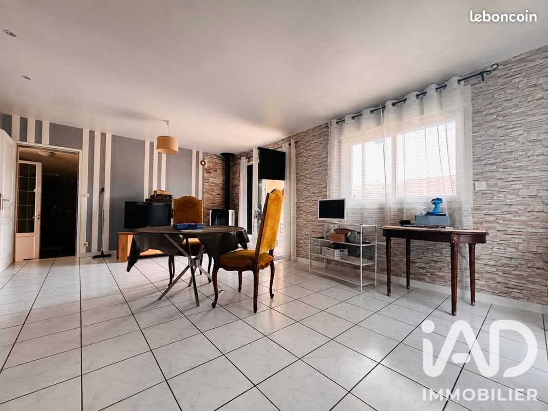 Maison à vendre, 99m², Saint-Vivien-de-Médoc