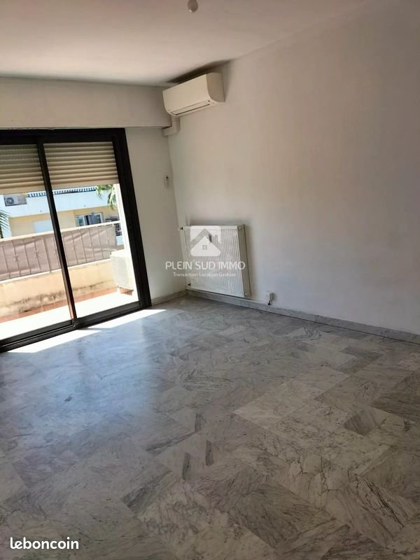 Appartement à louer, 43m², Cagnes-sur-Mer