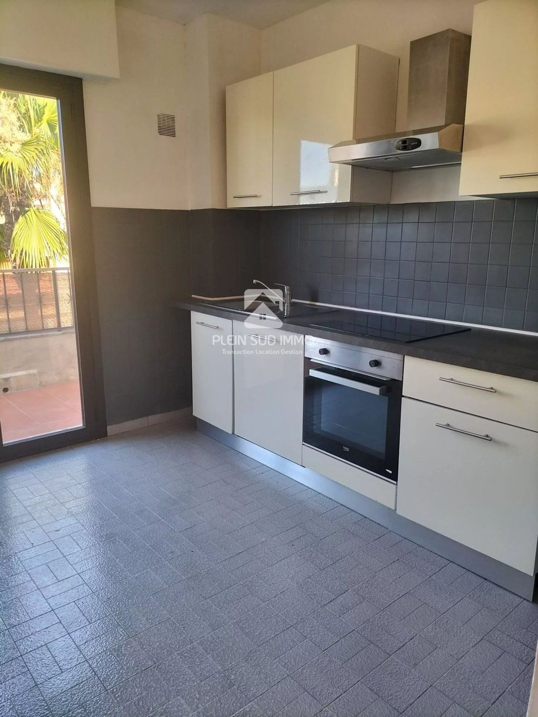Appartement à louer, 42m², Cagnes-sur-Mer