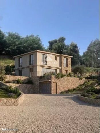Maison à vendre, 160m², Pégomas