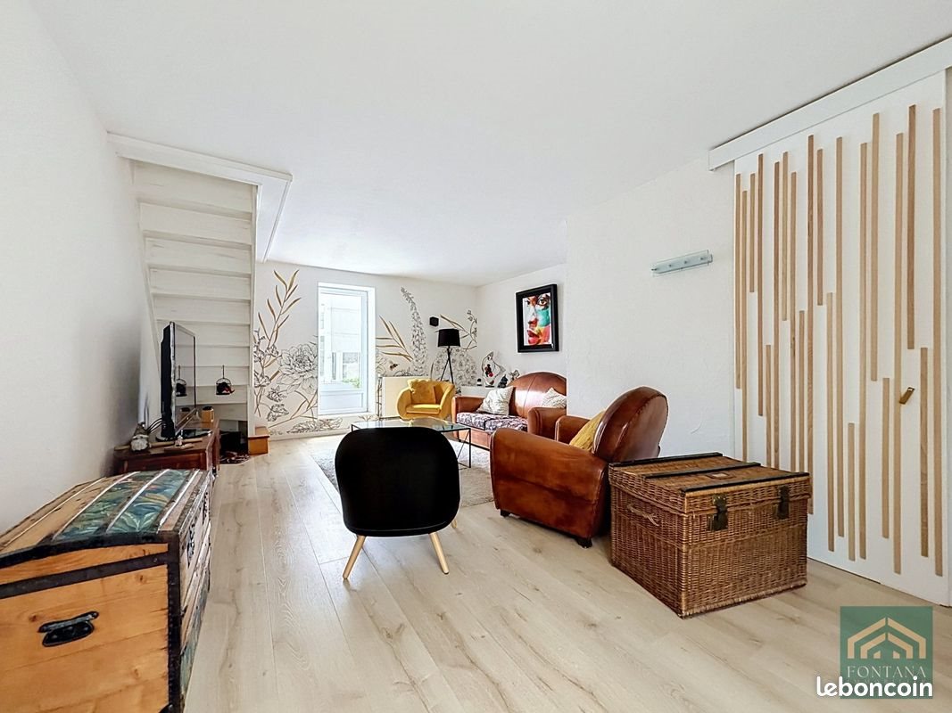 Maison à vendre, 142m², Mozac