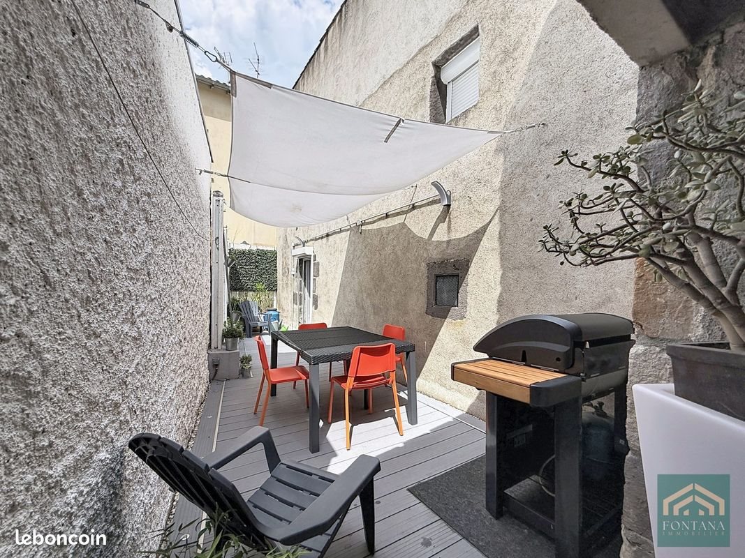 Maison à vendre, 142m², Mozac