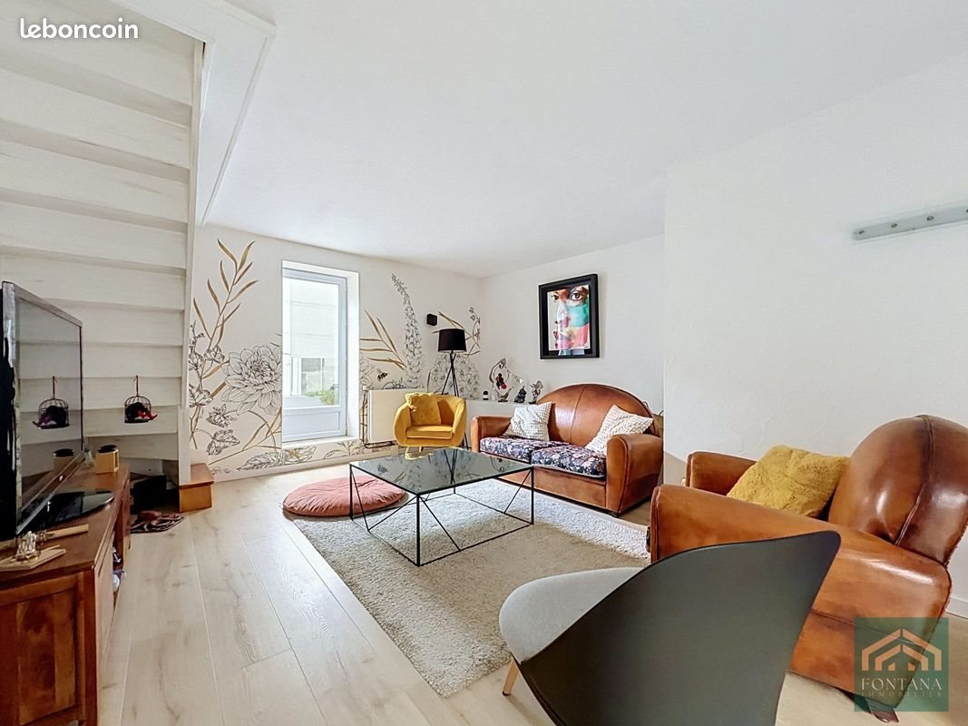 Maison à vendre, 142m², Mozac