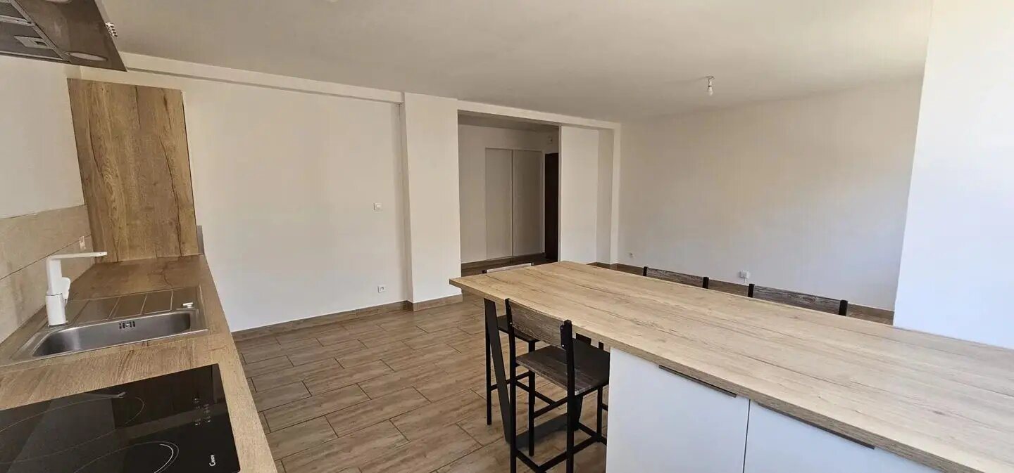 Appartement à vendre, 95m², Solliès-Pont