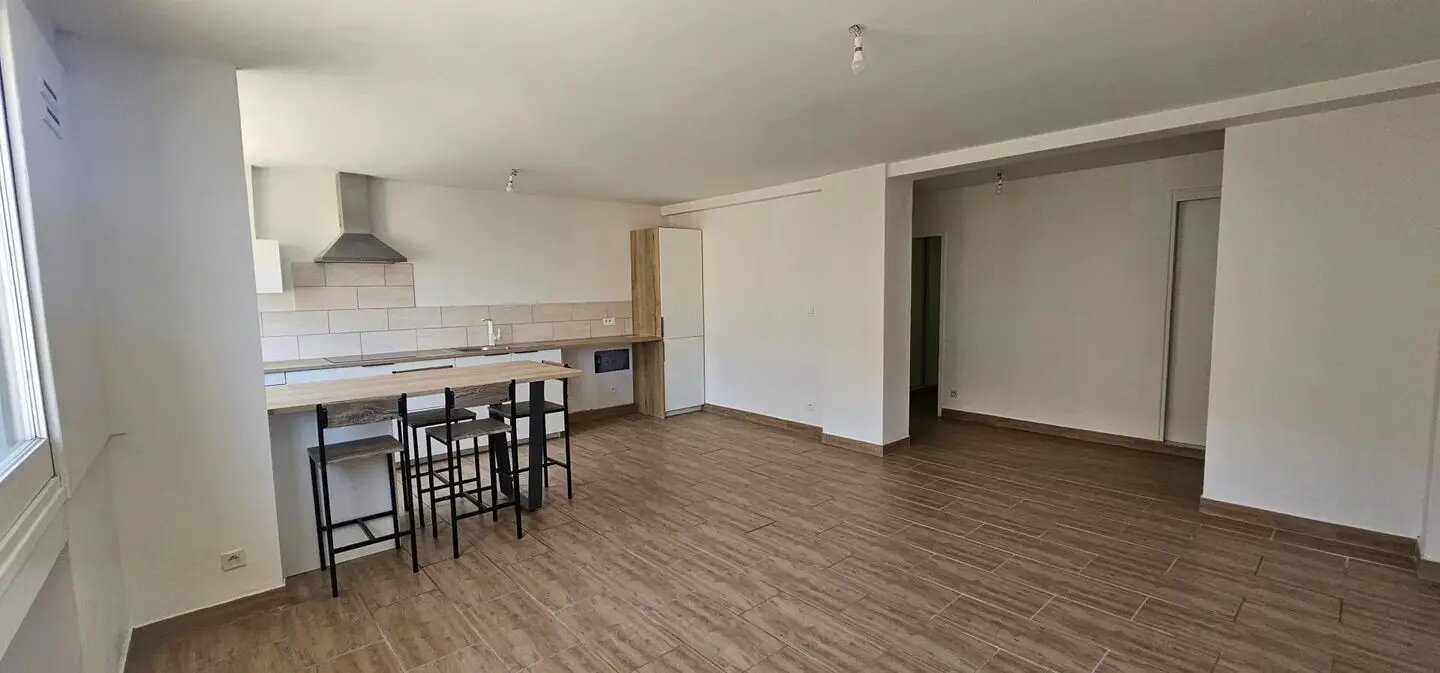 Appartement à vendre, 95m², Solliès-Pont