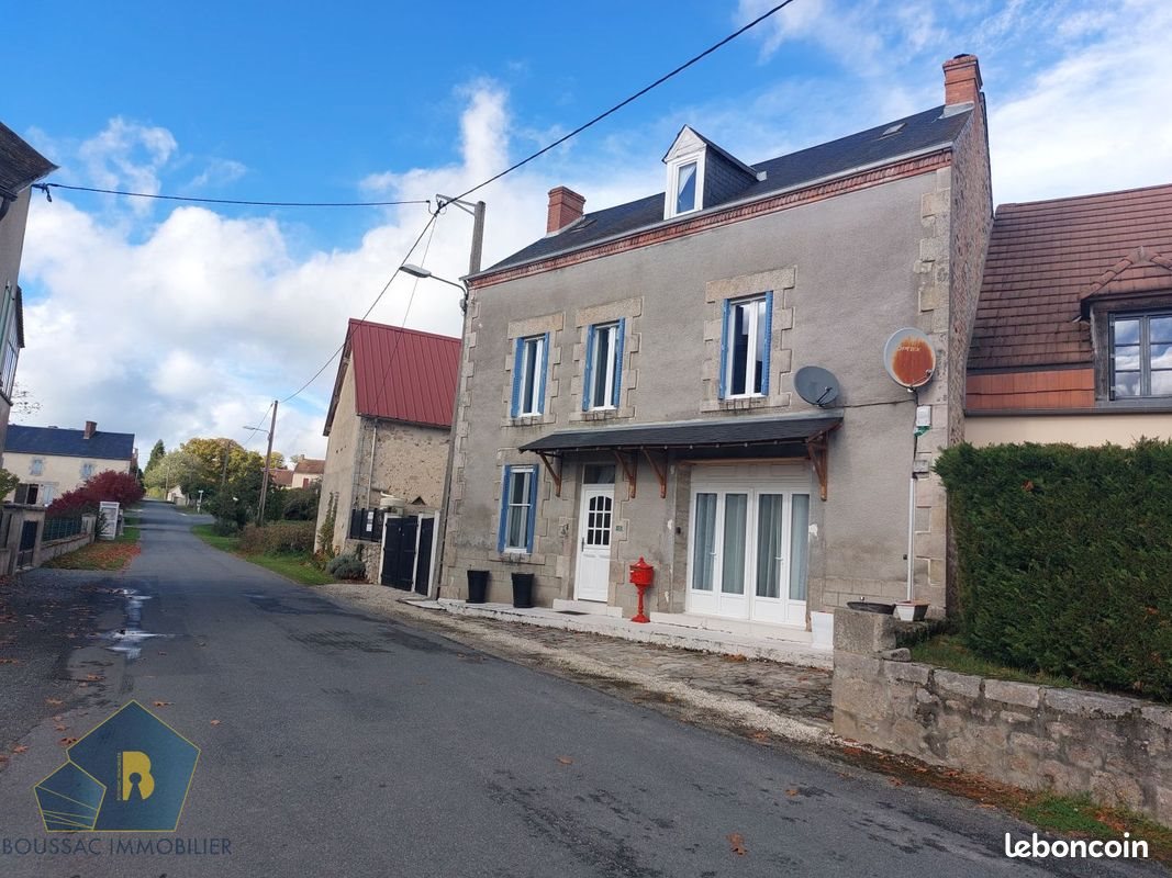 Maison à vendre, 177m², Saint-Silvain-sous-Toulx
