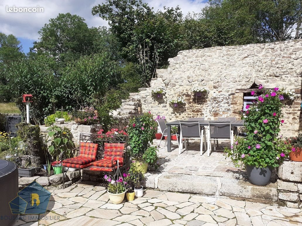 Maison à vendre, 177m², Saint-Silvain-sous-Toulx