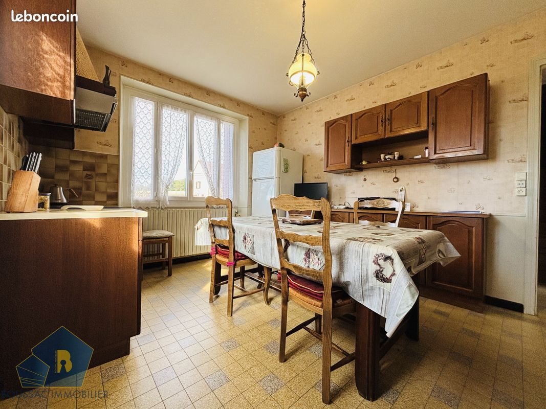 Maison à vendre, 85m², Boussac-Bourg