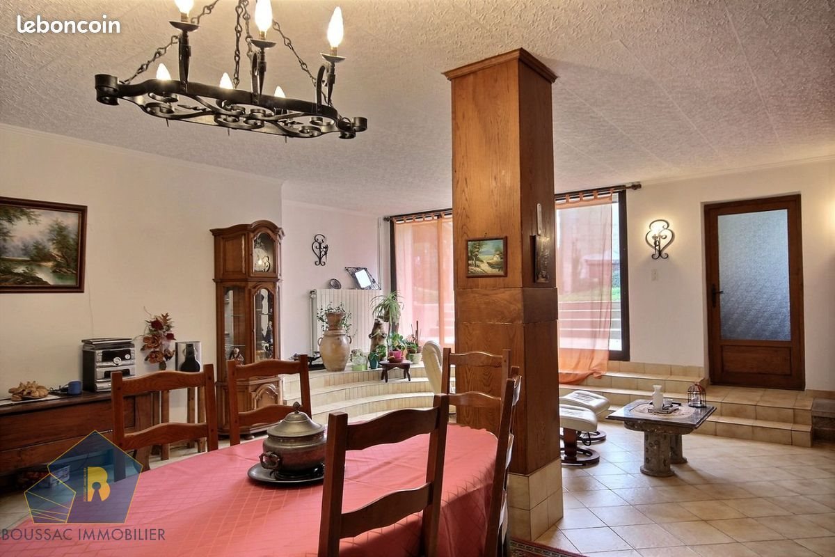 Maison à vendre, 175m², Boussac