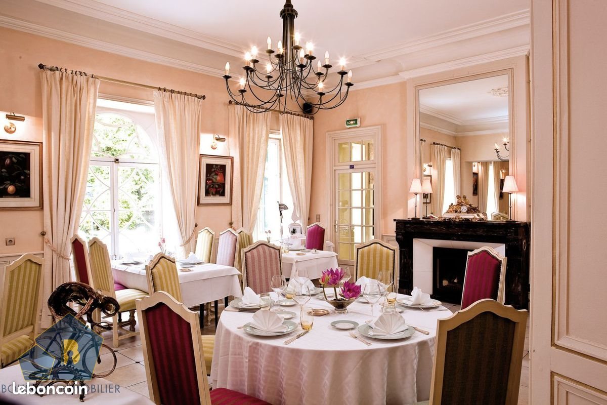 Maison à vendre, 676m², Guéret