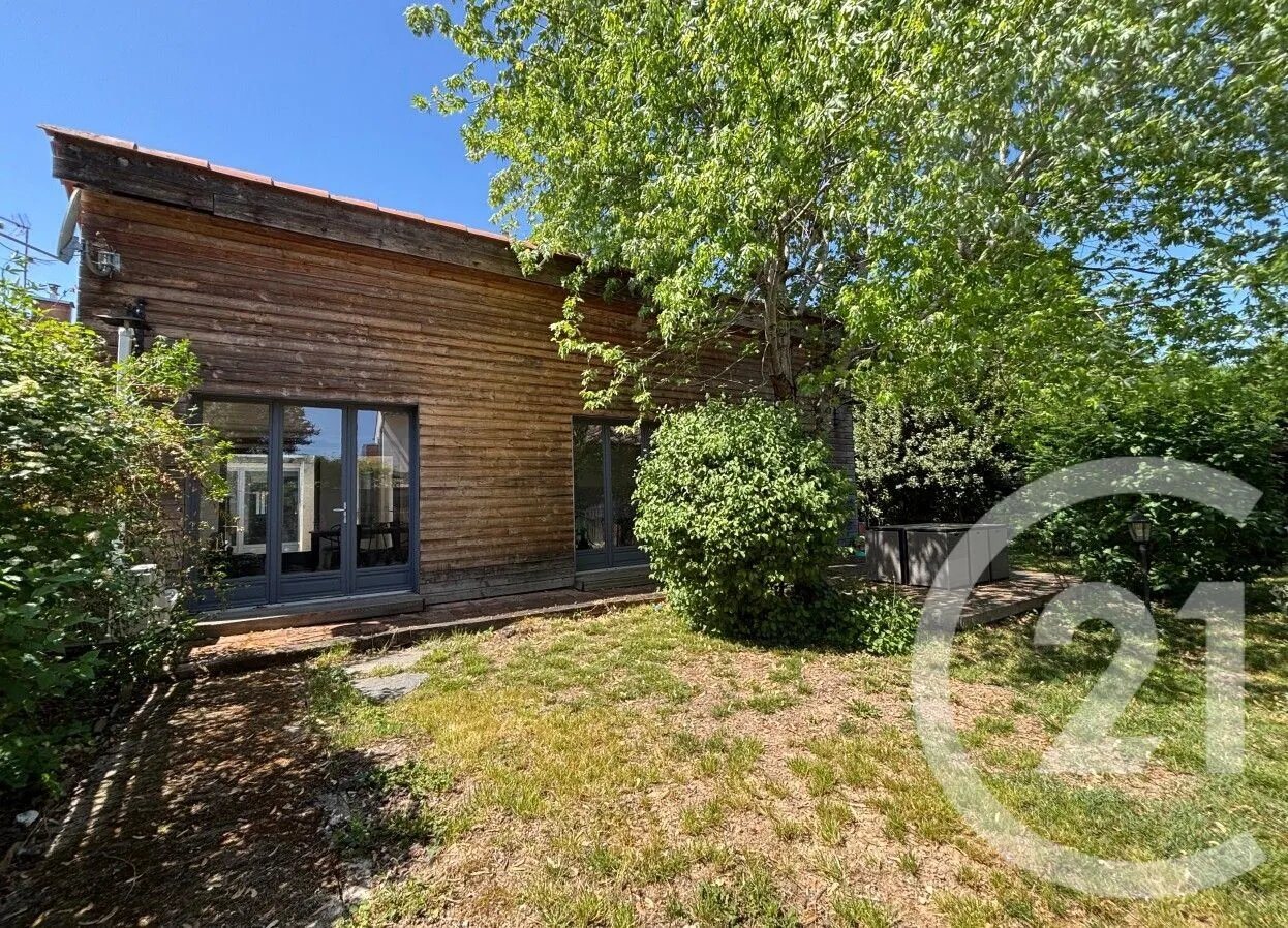 Maison à vendre, 214m², Saint-Sulpice-la-Pointe