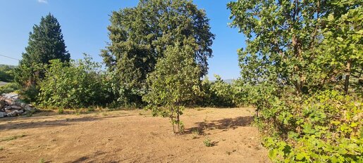 Terrain 103 m² · à Salernes · 103 m² · 129 900 €