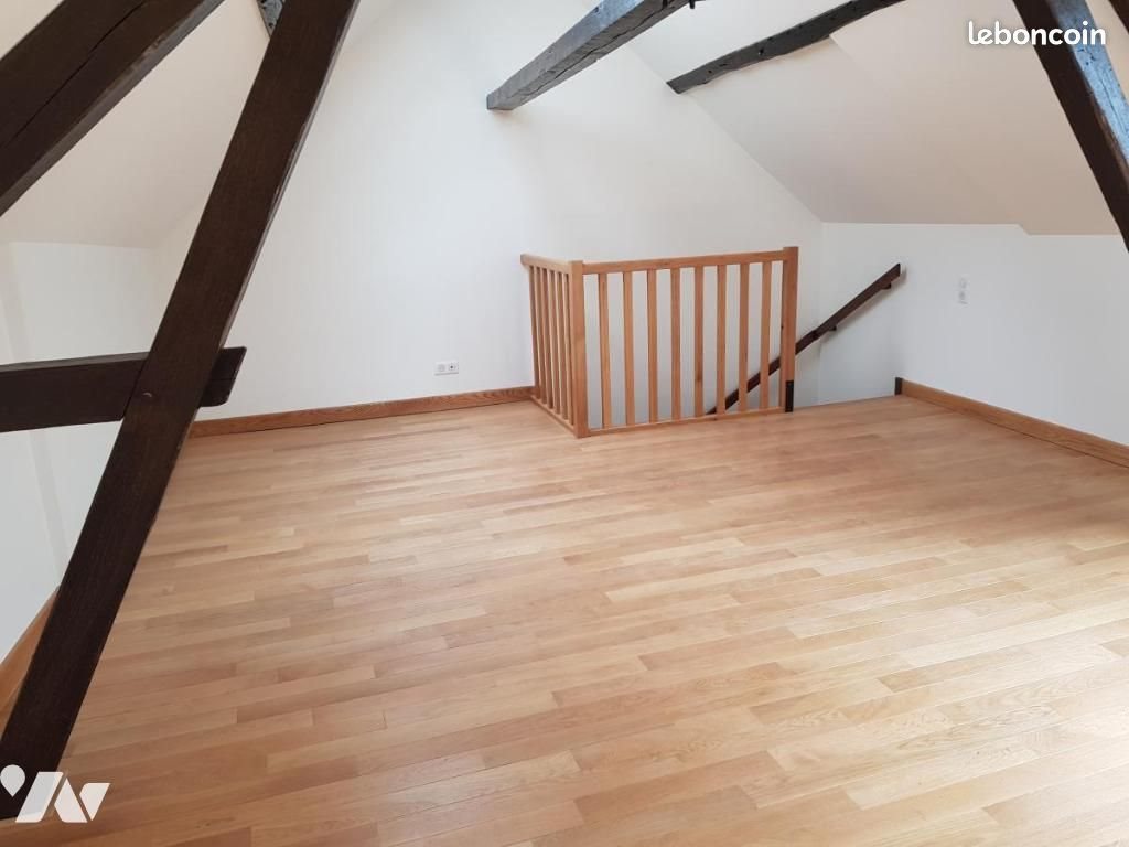 Maison à louer, 67m², Ay