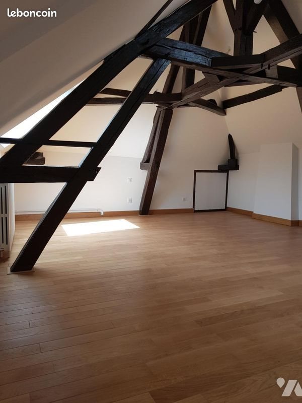 Maison à louer, 67m², Ay