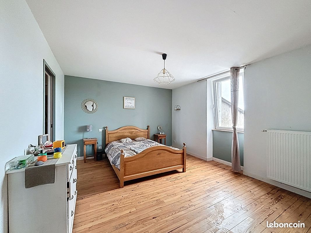 Maison à vendre, 194m², Saïx