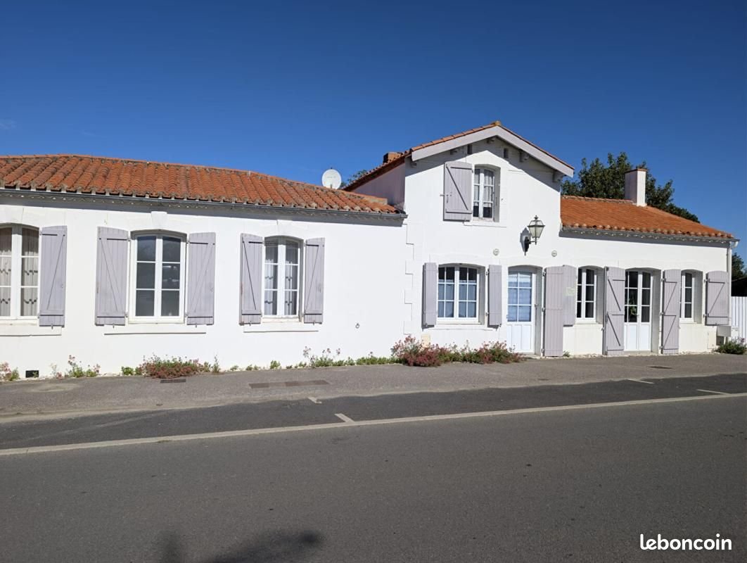 Maison à vendre, 233m², Saint-Révérend