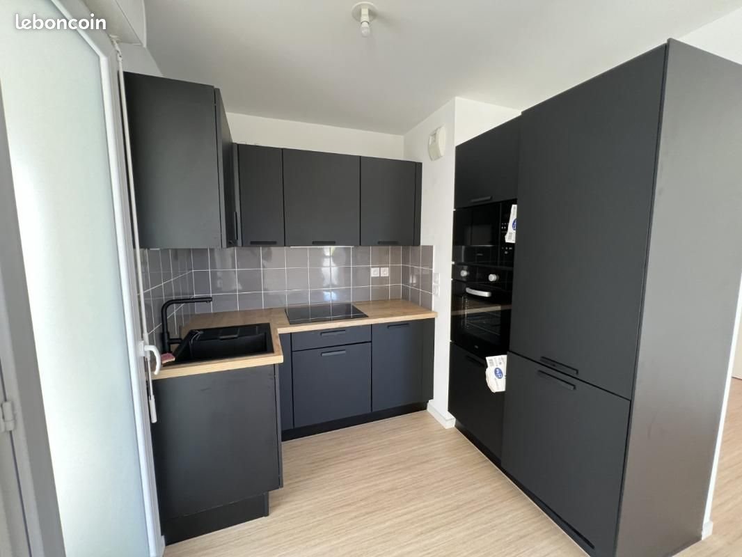 Appartement à louer, 62m², Couëron