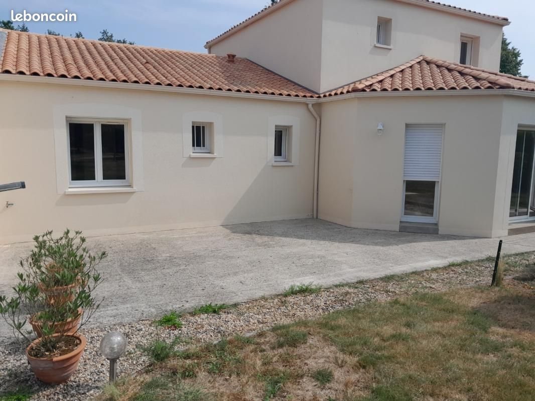 Maison à louer, 145m², La Limouzinière