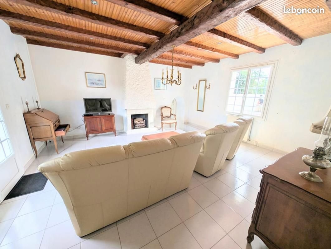 Maison à vendre, 122m², Saint-Révérend