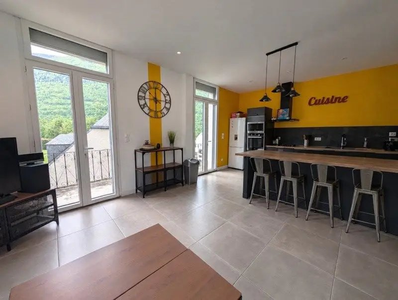 Appartement à vendre, 85m², Esquièze-Sère