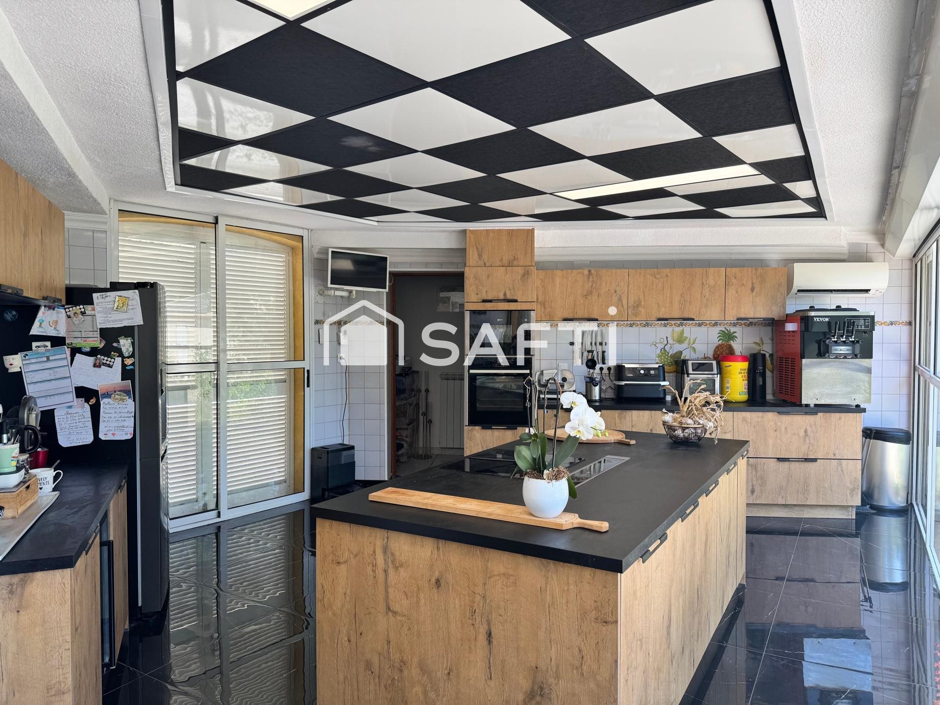 Maison à vendre, 165m², Saint-Maximin-la-Sainte-Baume