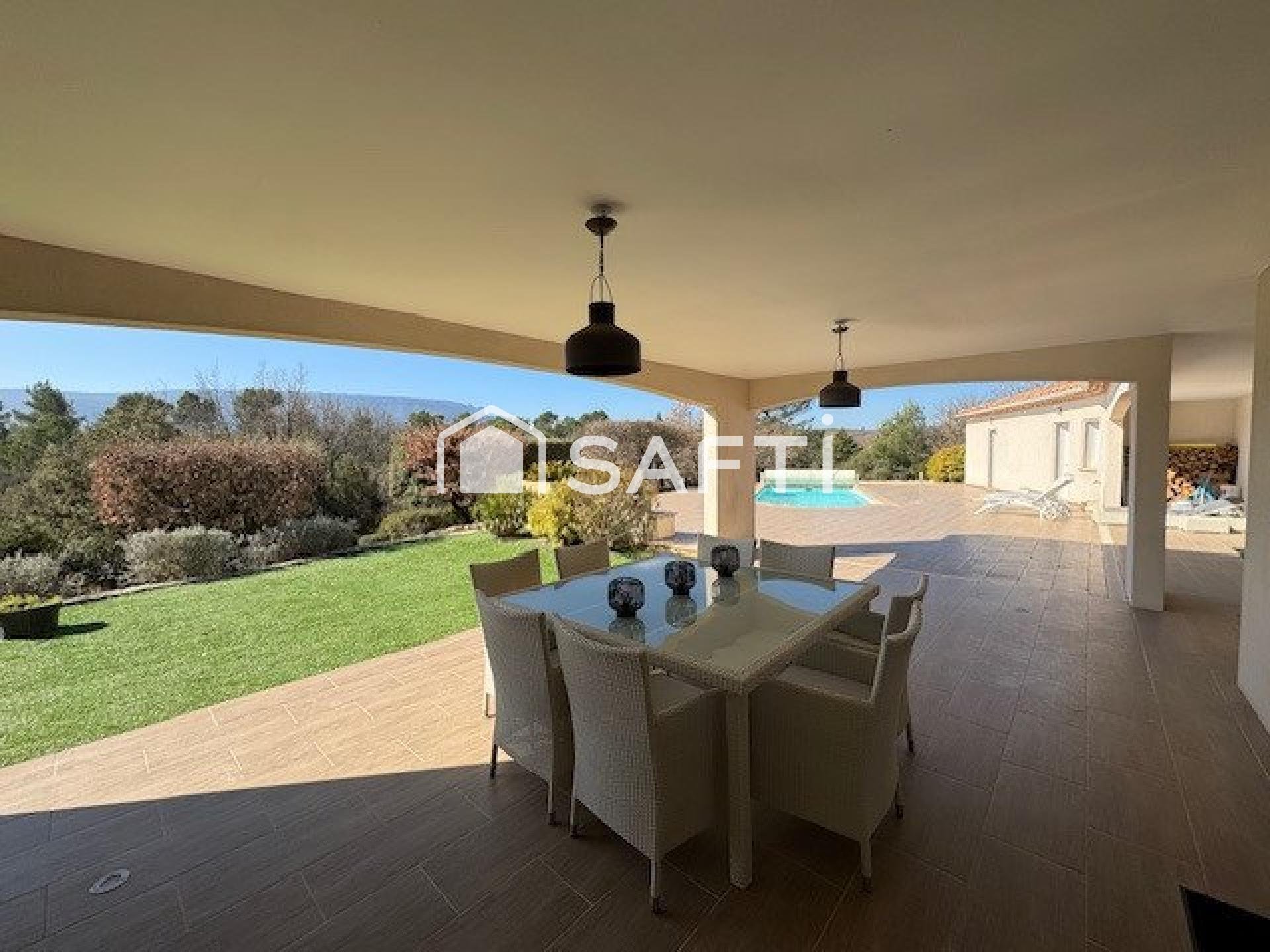 Maison à vendre, 205m², Ollières