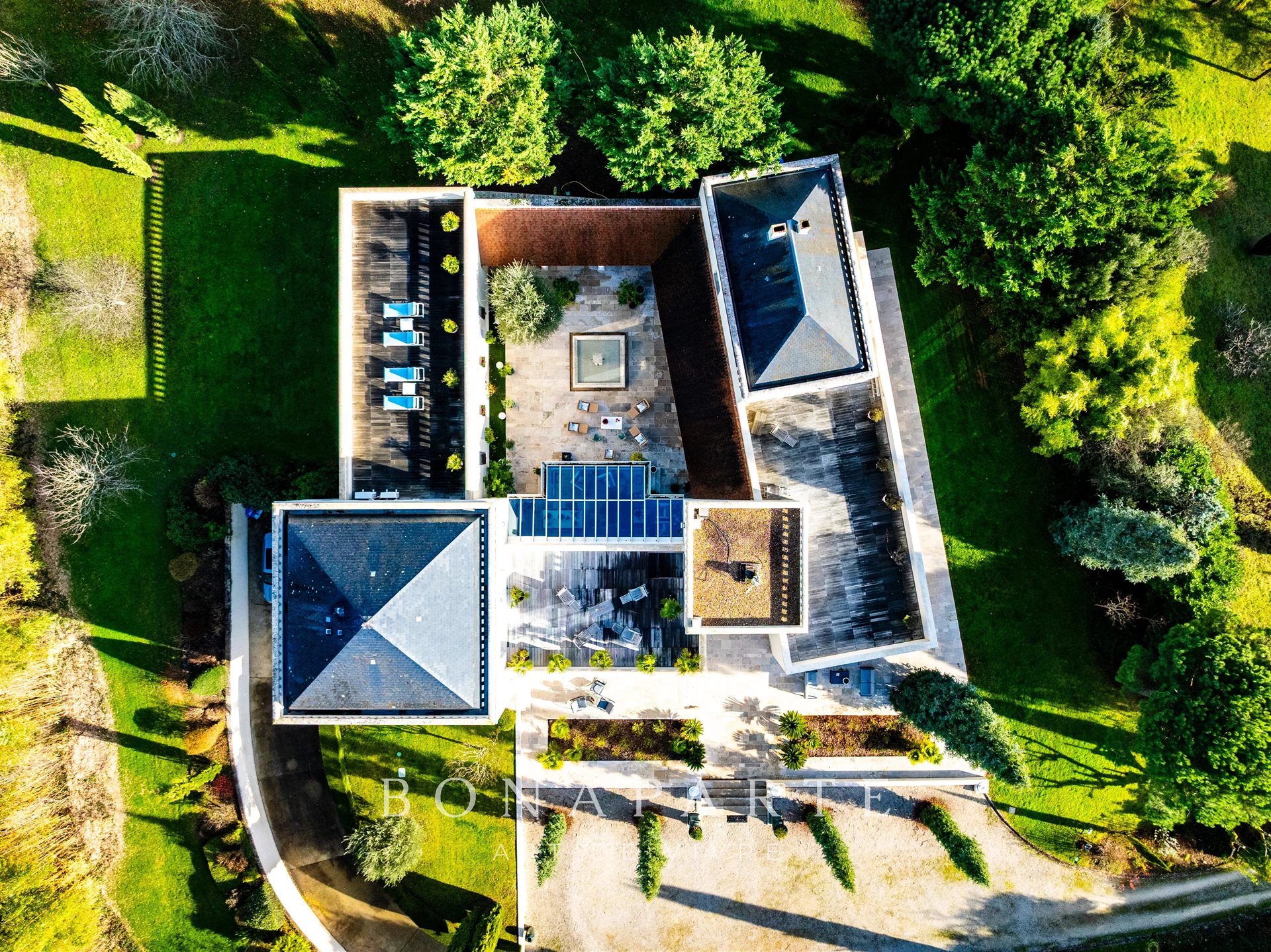 Maison à vendre, 580m², Saint-Cyr-sur-Loire