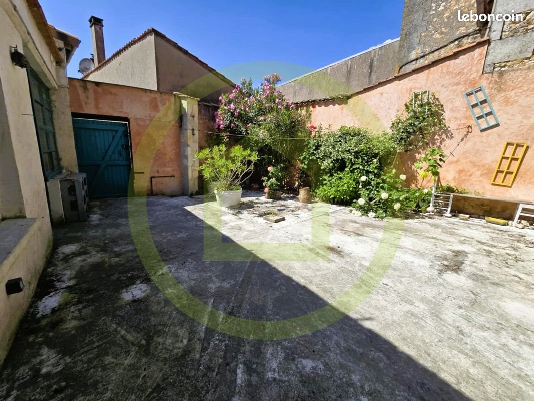 Maison à vendre, 142m², Mirambeau