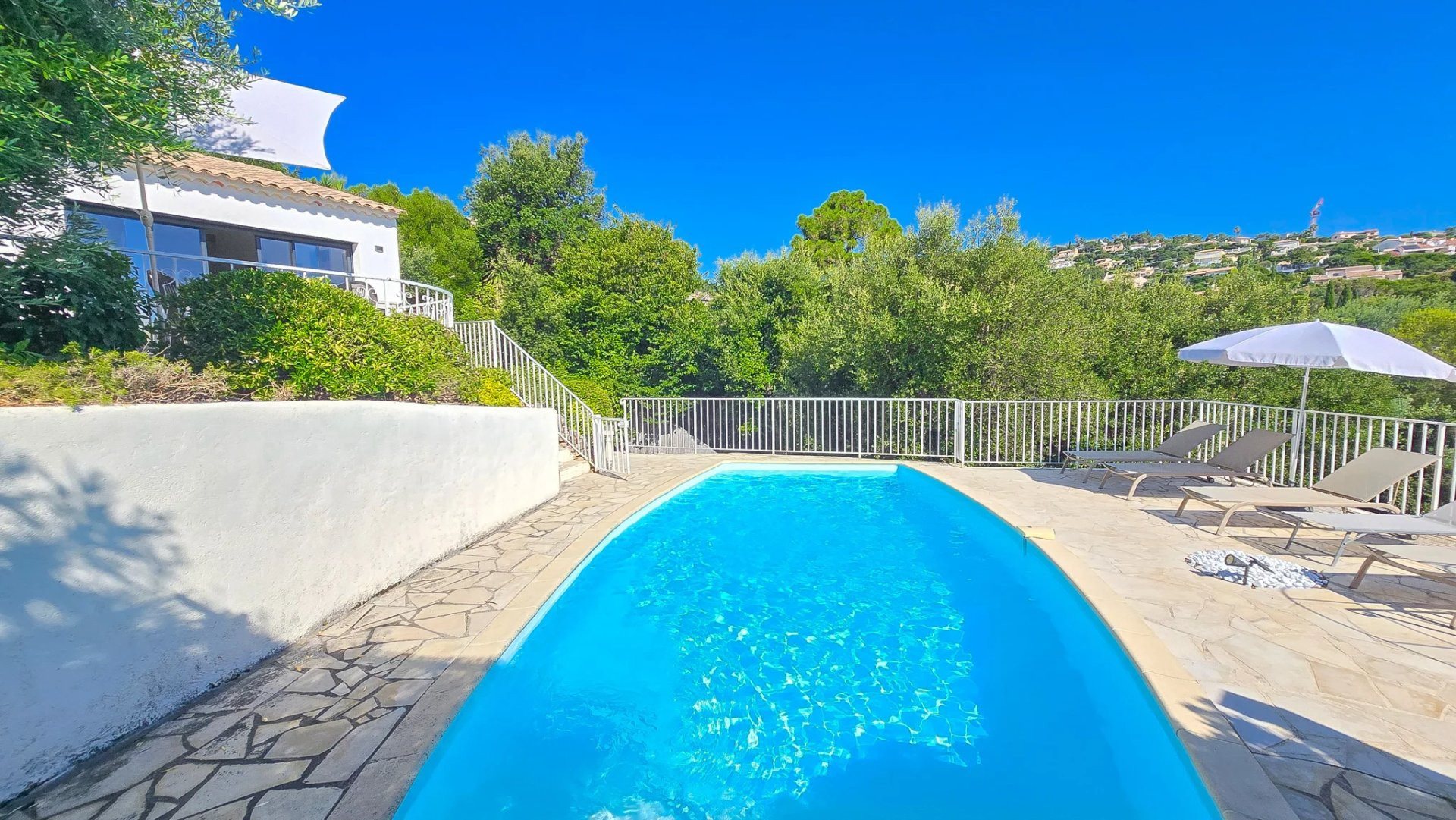 Maison à vendre, 145m², Roquebrune-sur-Argens