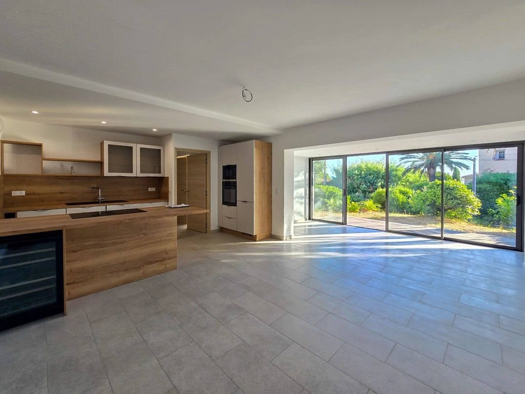 Appartement à vendre, 100m², Roquebrune-sur-Argens