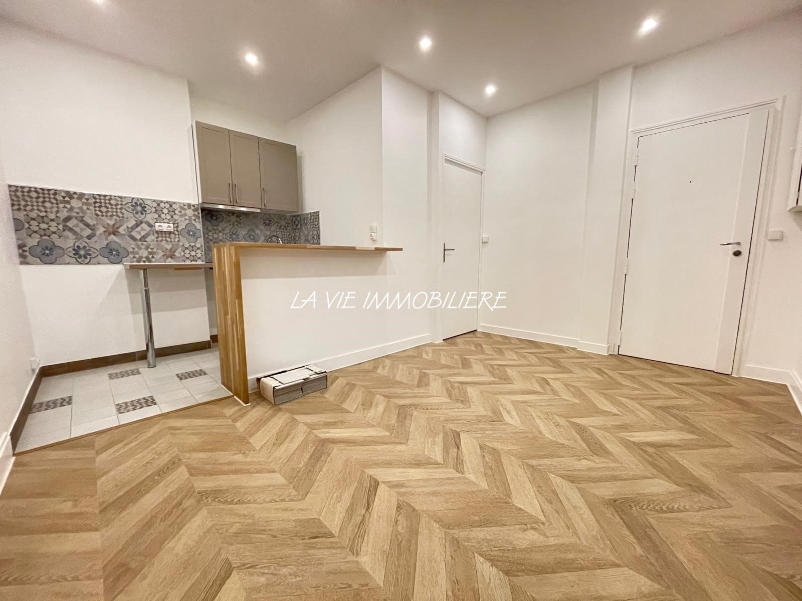 Appartement à louer, 32m², Saint-Maurice