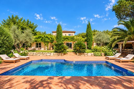 Maison 234 m² · à Grimaud · 234 m² · 2 490 000 €