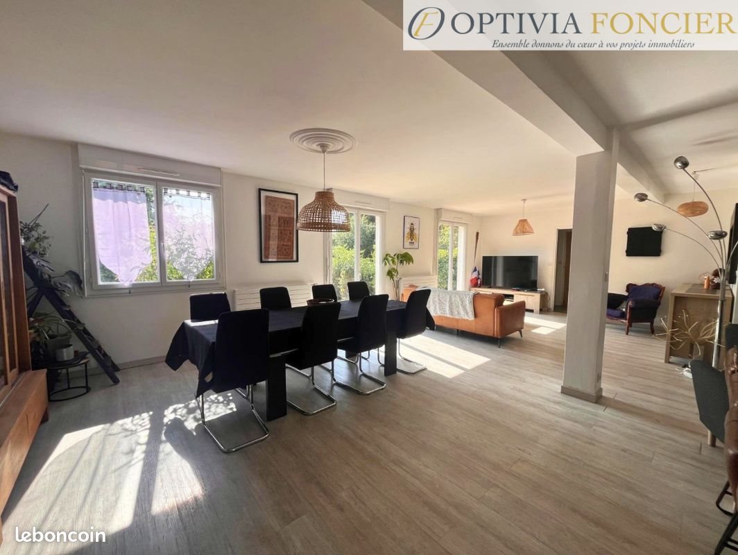 Maison à vendre, 142m², Bruz