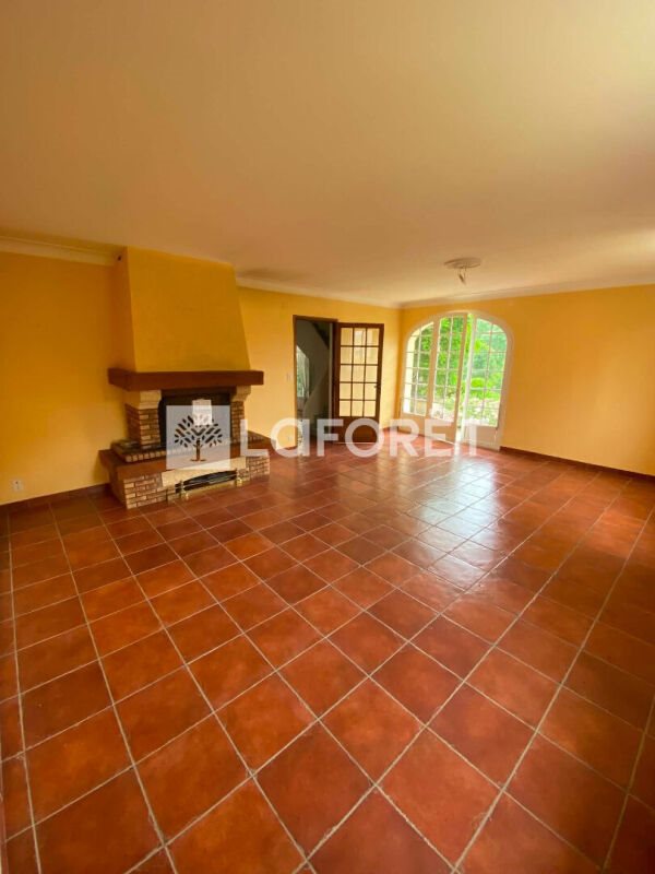 Maison à vendre, 150m², Arcambal
