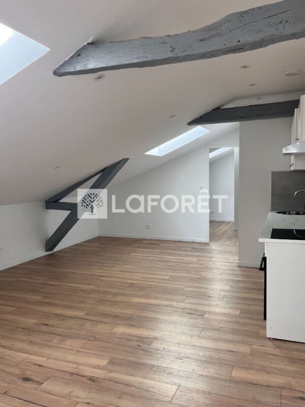 Appartement à louer, 28m², Cahors