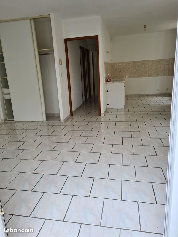 Appartement à louer, 54m², Sellières