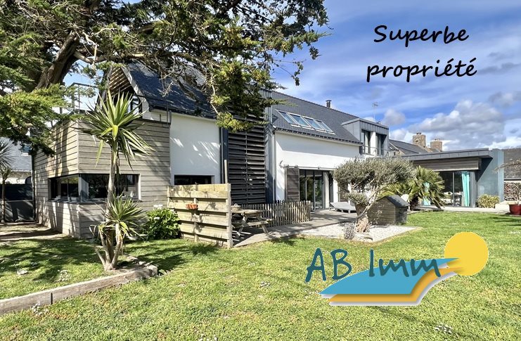 Maison à vendre, 250m², Larmor-Plage