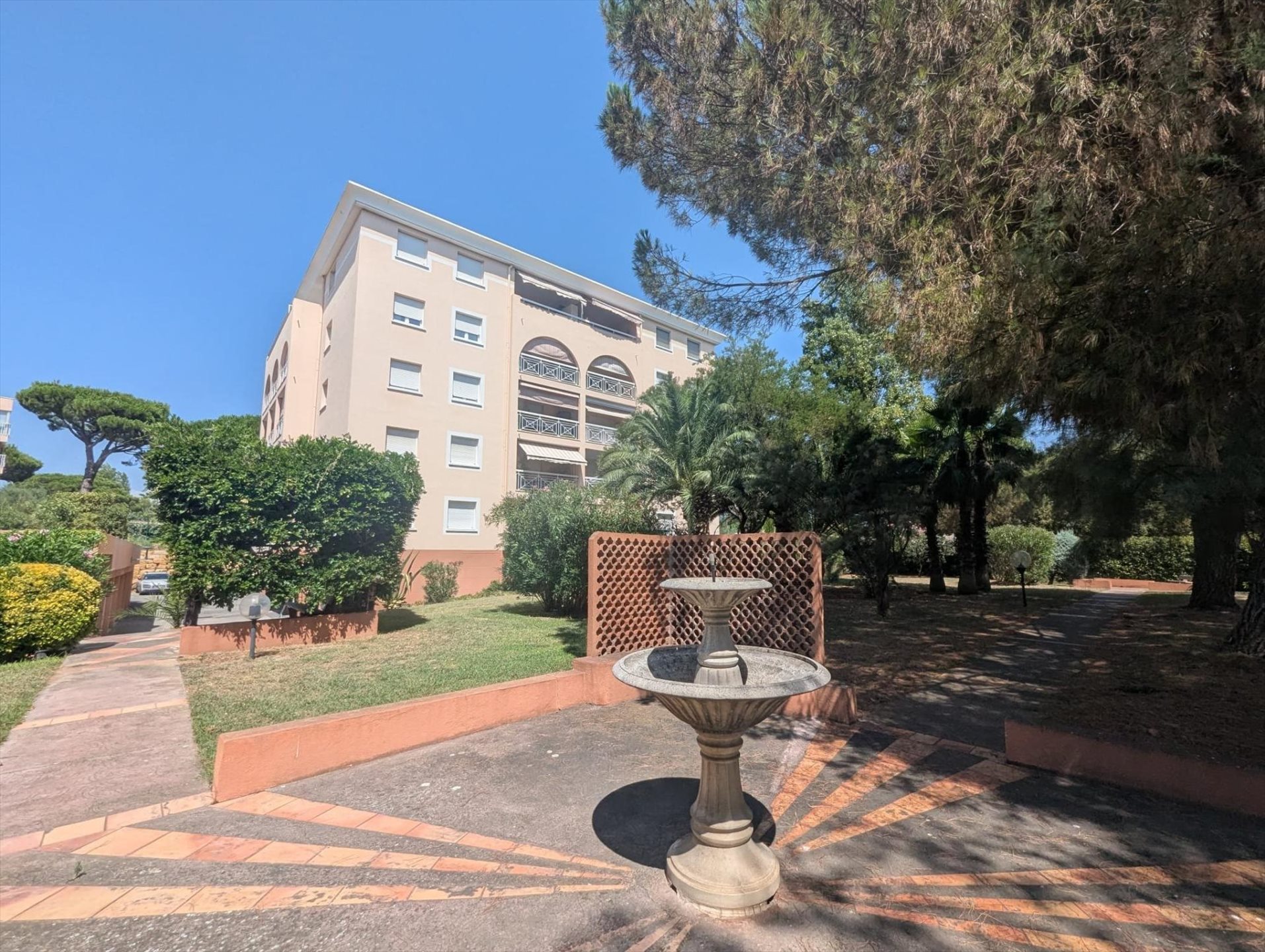 Appartement à vendre, 43m², Fréjus