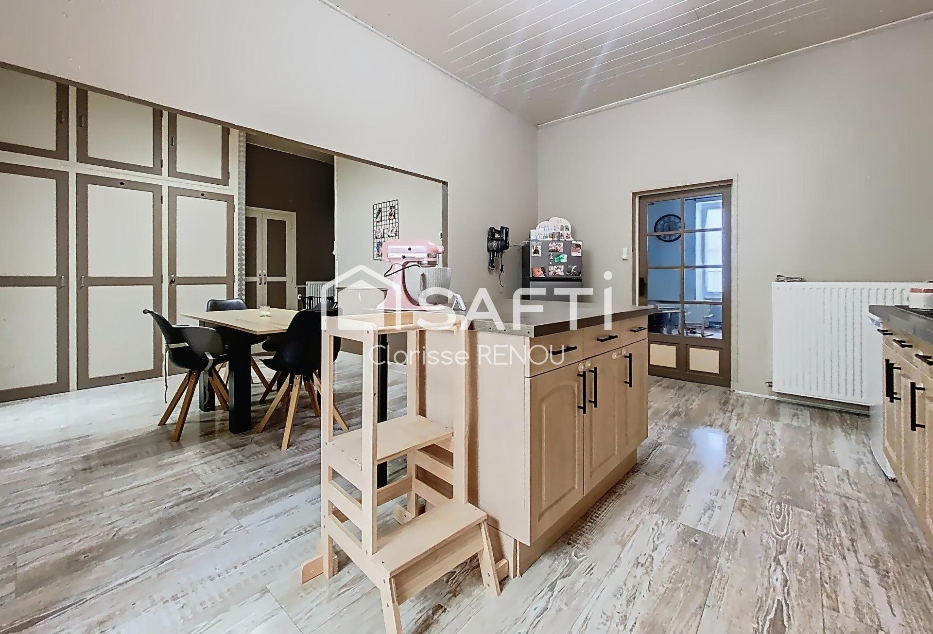 Maison à vendre, 175m², Mauzé-sur-le-Mignon